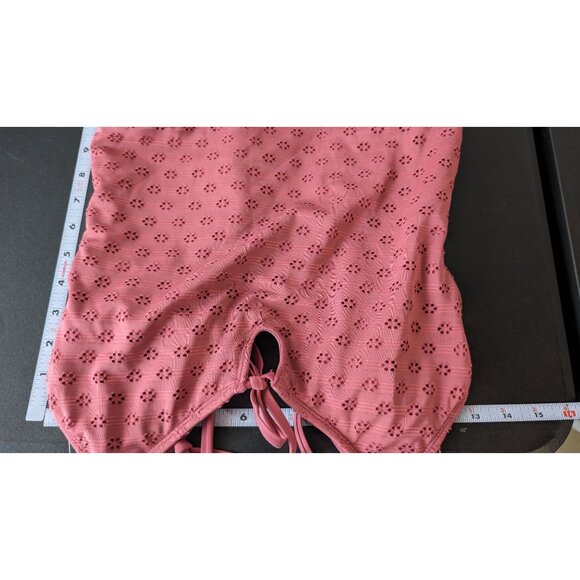 Xhilaration Womens Pink Floral Eyelet Lace One Piece Swimsuit Size Medium Boho - Picture 6 of 14